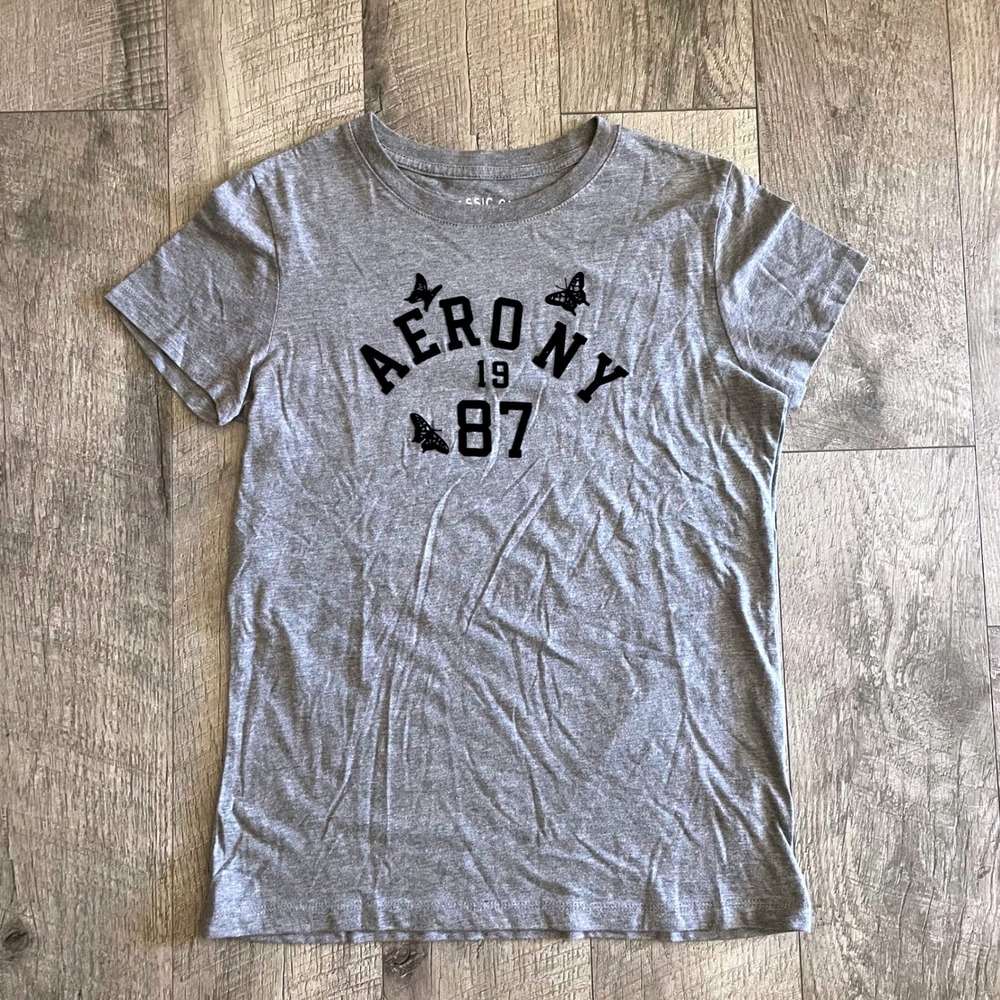 Aeropostale Womens Classic Crew Gray Butterfly Graphic Tee Shirt Large
